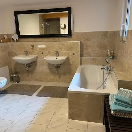 Helle Mit Traumhaftem Bergblick Appartement Goriach (Lienz)